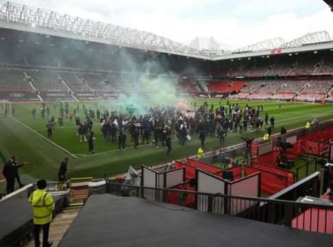 Η Μάντσεστερ Γιουνάιτεντ θα επιβάλλει ποινή σε όσους ενεπλάκησαν στα επεισόδια