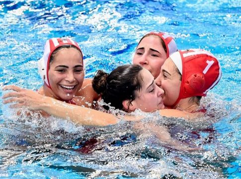 Ολυμπιακός: Το «γεμάτο» Καραϊσκάκη είναι το μπράβο στα κορίτσια