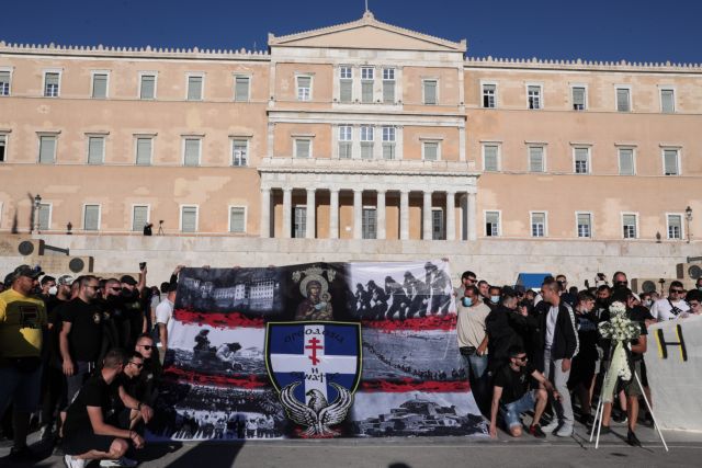 Συγκίνηση στο Σύνταγμα: Οι εκδηλώσεις μνήμης για τη Γενοκτονία των Ποντίων