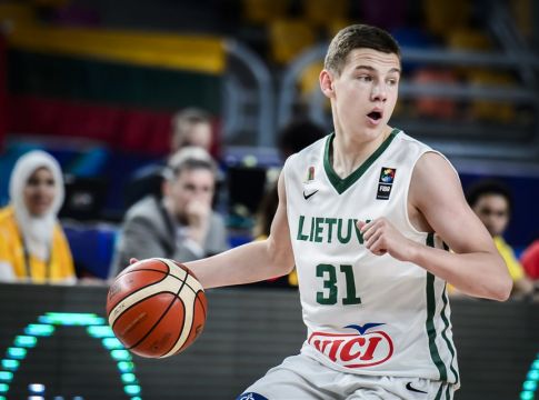 «Σε συζητήσεις με τον Γιοκουμπάιτις η Μπαρτσελόνα»