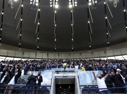Τότεναμ: Ηχηρή «γιούχα» από τους οπαδούς της (vid)