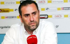 Τουτζάρης: «Η συμπεριφορά του διαιτητή είναι αποτέλεσμα πίεσης κάποιων ανθρώπων»