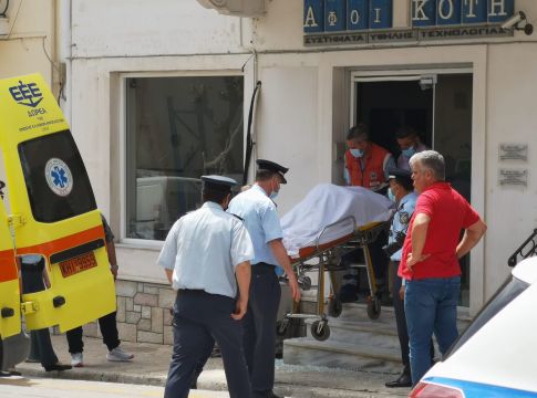 Ενέδρα θανάτου στη Ζάκυνθο: Νεκρός επιχειρηματίας ένα χρόνο μετά τη δολοφονία της συζύγου του (pics+vids)