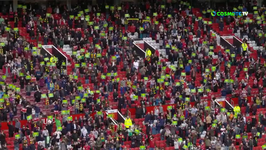 Επέστρεψαν οι οπαδοί της Γιουνάιτεντ στο «Old Trafford» (vid)