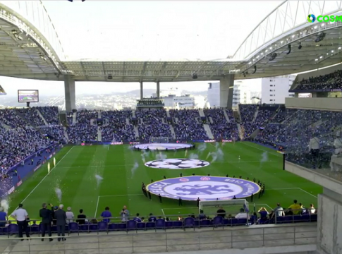 Μαγική ατμόσφαιρα στο «Ντραγκάο» πριν τη σέντρα (Vids)