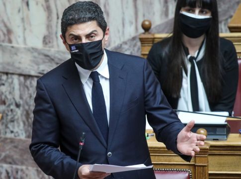 Ο Αυγενάκης παρουσιάζει το σχέδιο αναδιάρθρωσης στις δύο Λίγκες