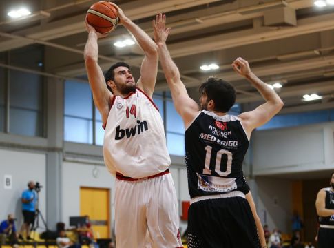 Live + Live Streaming: Απόλλων Πάτρας – Ολυμπιακός Β’ 70-63 (Τελικό)