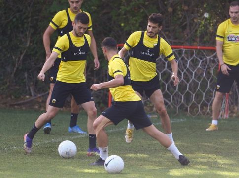 ΑΕΚ: Δύο απρόοπτα πριν την επιστροφή στην Αθήνα (pics)
