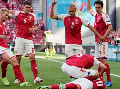 Όταν η αδιαφορία για τον ποδοσφαιριστή, γεννά τον σεβασμό στο δράμα του