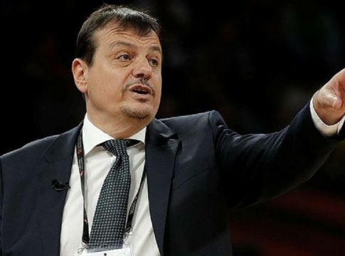 Προπονητής της χρονιάς ο Εργκίν Αταμάν (pic,vid)