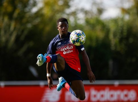 Αγκιμπού Καμαρά: Το διαμάντι της Λιλ στο κόκκινο ραντάρ