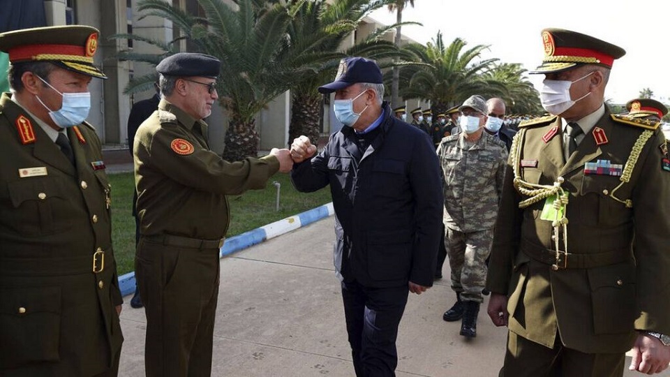 «Παρέλαση» κυβερνητικών παραγόντων της Τουρκίας στη Λιβύη