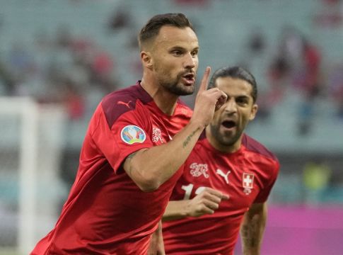 Ελβετία-Τουρκία: Η γκολάρα του Σεφέροβιτς για το 1-0 (vid)