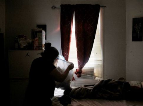 Σύγχρονη σκλαβιά: Οι γυναίκες δούλες των πλουσίων