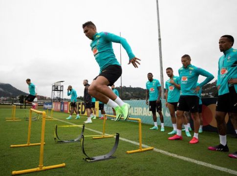 «Χαμός» στη Βραζιλία: Αρνούνται να παίξουν στο Copa America οι παίκτες! (pics)