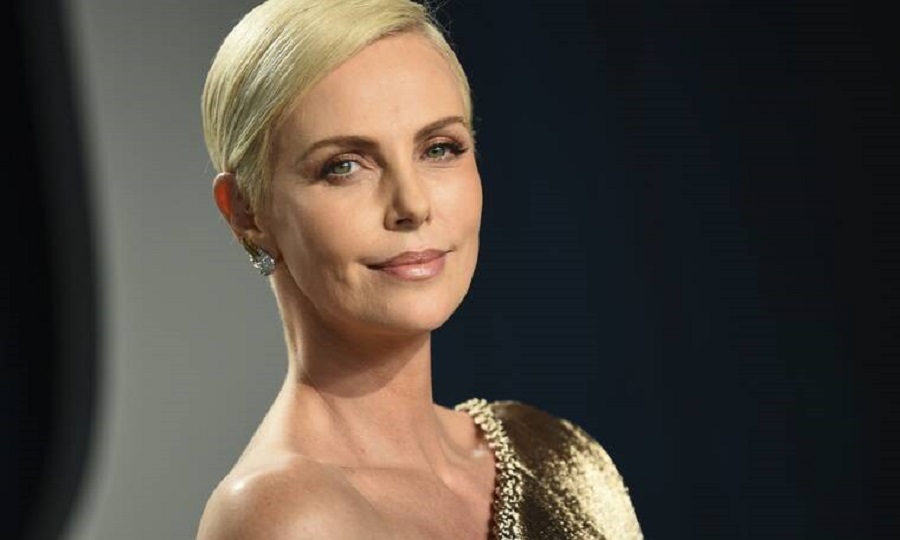 Έχεις δει τη Charlize Theron χωρίς μακιγιάζ; Είναι μία θεά