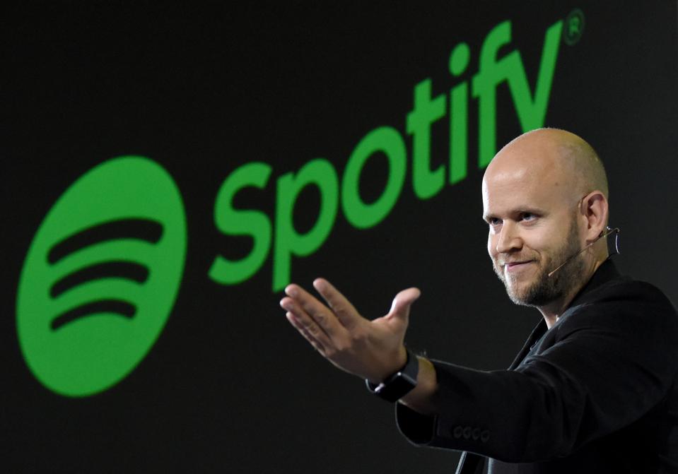 Ο Mr. Spotify ανεβάζει την προσφορά για την αγορά της Άρσεναλ