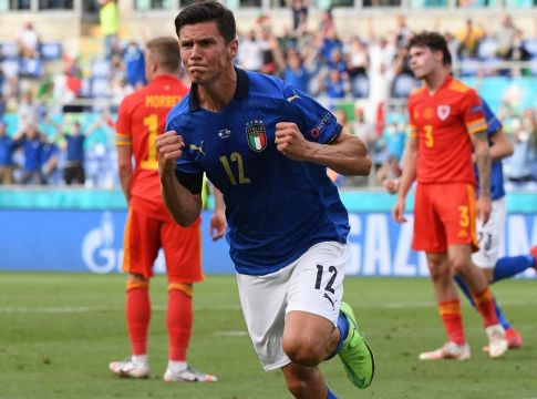 Ιταλία-Ουαλία: Ο Πεσίνα άνοιξε το σκορ (vid)