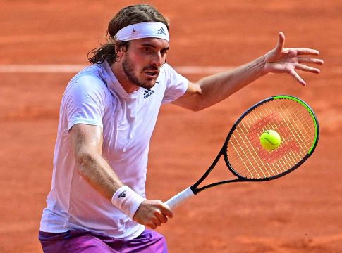 Αμβούργο: 40άρισε… ο Τσιτσιπάς και πέρασε στα προημιτελικά