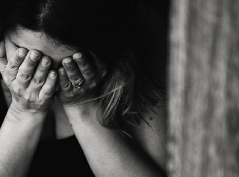 Άγιος Παντελεήμονας: Έγκυος και με νοητική στέρηση το θύμα του ομαδικού βιασμού – Πώς την αποπλάνησαν