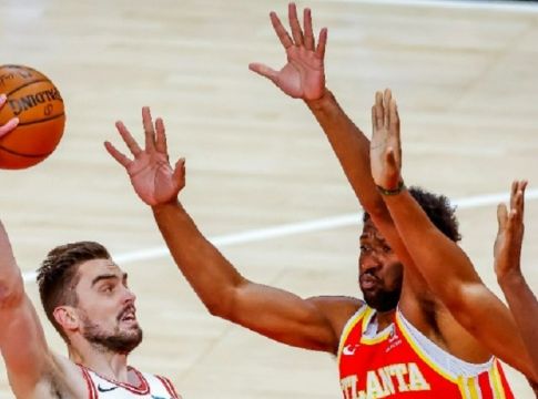 Με Βέσελι και Σατοράνσκι στον Καναδά η Τσεχία