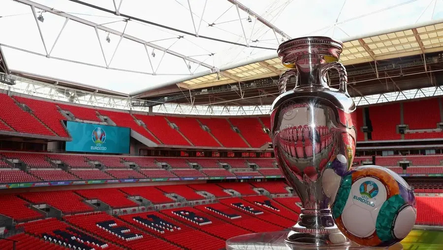 «It’s coming home» ή… It’s coming to Rome;