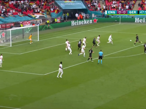 Σουτάρα Χάβερτς – «Τρομακτική» απόκρουση Πίκφορντ (vid)