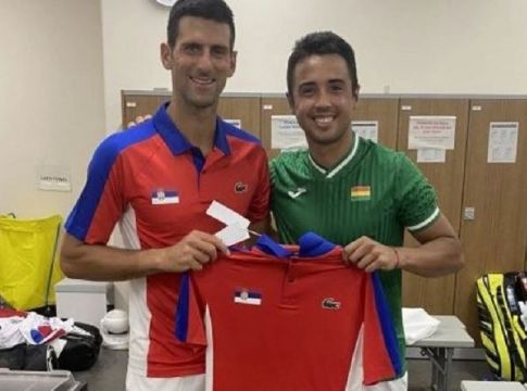 Το δώρο του Τζόκοβιτς στον Ντέλιεν (pic)