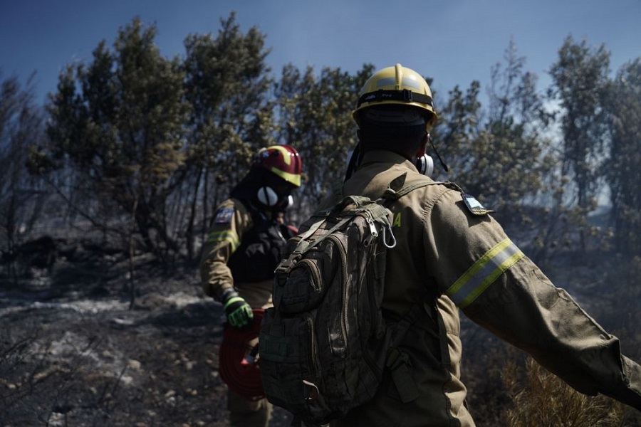 Πολύ υψηλός ο κίνδυνος πυρκαγιάς την Δευτέρα σε τέσσερις περιφέρειες