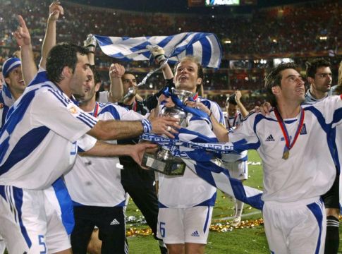 Δεκαεφτά χρόνια μετά. Τι έχει μείνει από την φωτιά;