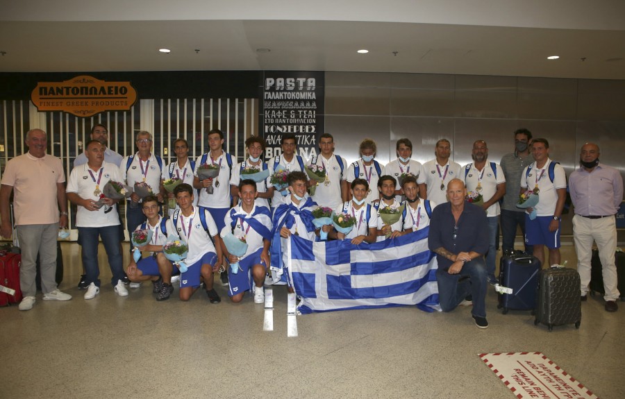 Η «χάλκινη» Εθνική Παίδων γύρισε στην Αθήνα