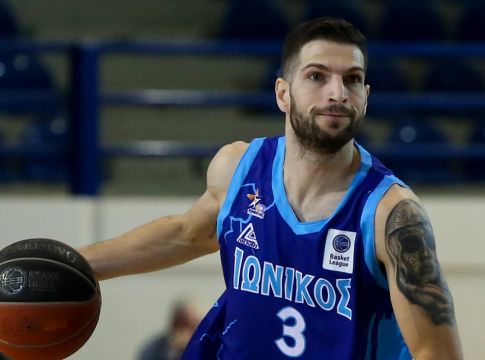 Συμφώνησε με πρώην παίκτη του Ολυμπιακού η ΑΕΚ