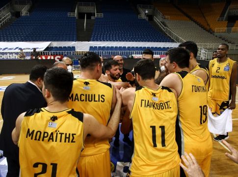 Έφτασε τα 12 ban η ΑΕΚ