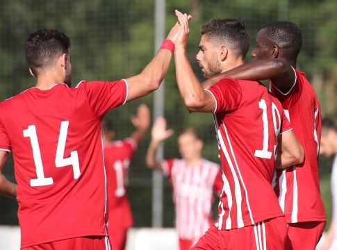 Ολυμπιακός – Ούφα 1-1: Η γκολάρα του Μασούρα ισοφάρισε την κούραση (vids)