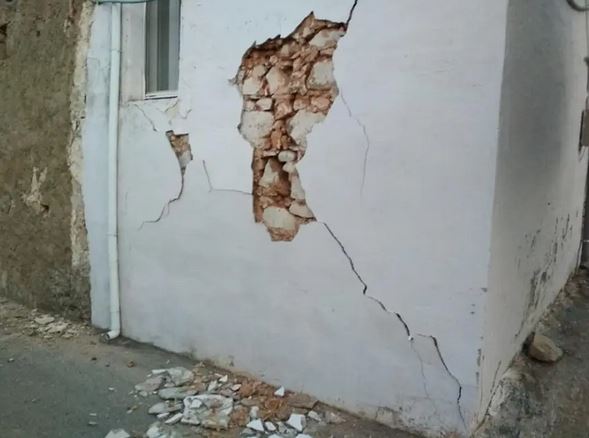 Παπαζάχος: «Δεν αποκλείεται μεγαλύτερος σεισμός στην Κρήτη – «Ωρολογιακή βόμβα» τα παλιά σπίτια»