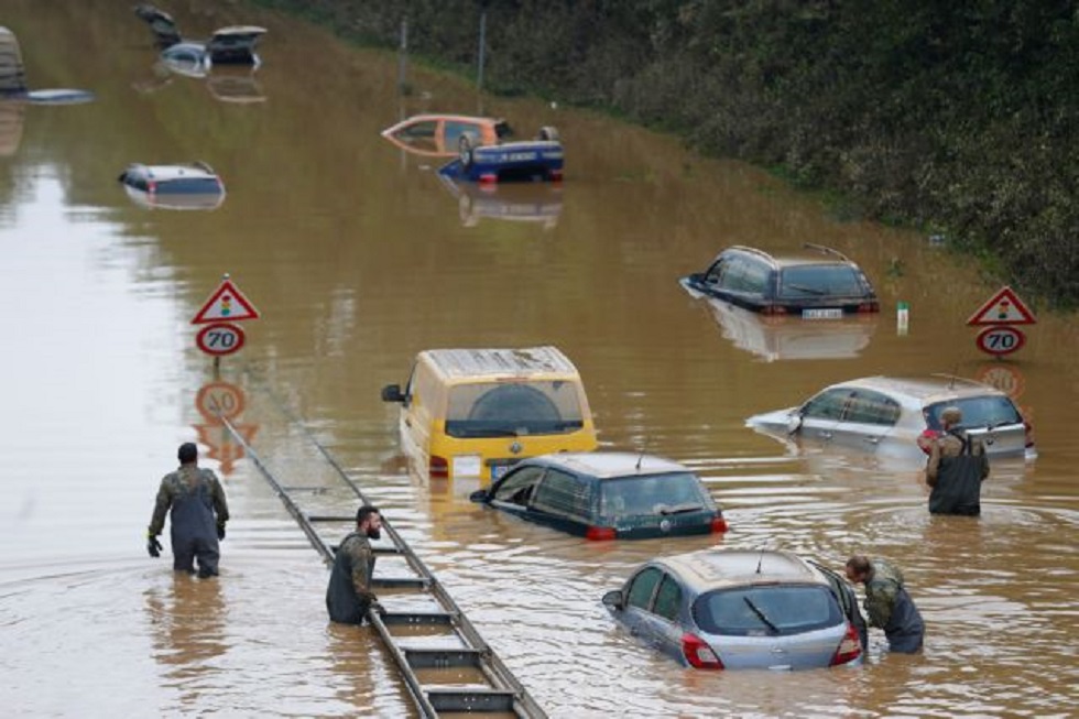 Γερμανία – πλημμύρες: Στις πληγείσες περιοχές Σταϊνμάιερ και Μέρκελ