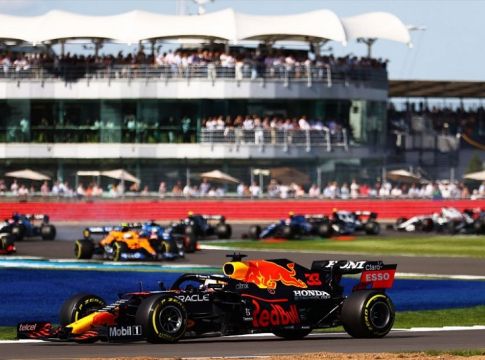 Formula 1: Ο Φερστάπεν κέρδισε τον πρώτο αγώνα σπριντ στην ιστορία του αθλήματος (pic+vid)