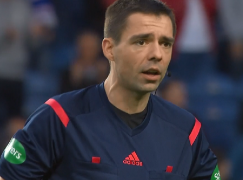 Ο διαιτητής του ΑΕΚ – Βελέζ