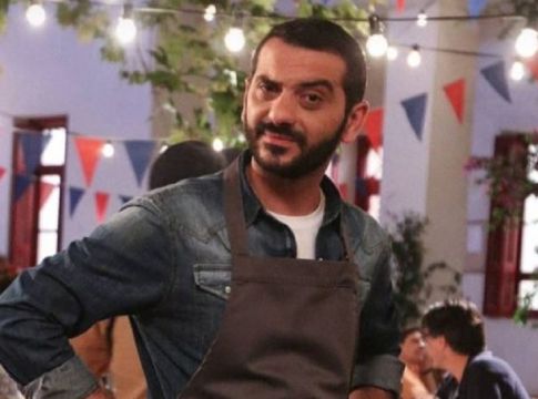 Λεωνίδας Κουτσόπουλος: Επικό τρολάρισμα για την Μύκονο