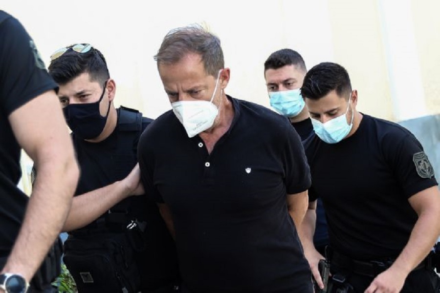 Ο Λιγνάδης δηλώνει αθώος και ζητάει αποφυλάκιση με βραχιολάκι – Τι υποστηρίζει στο υπόμνημα
