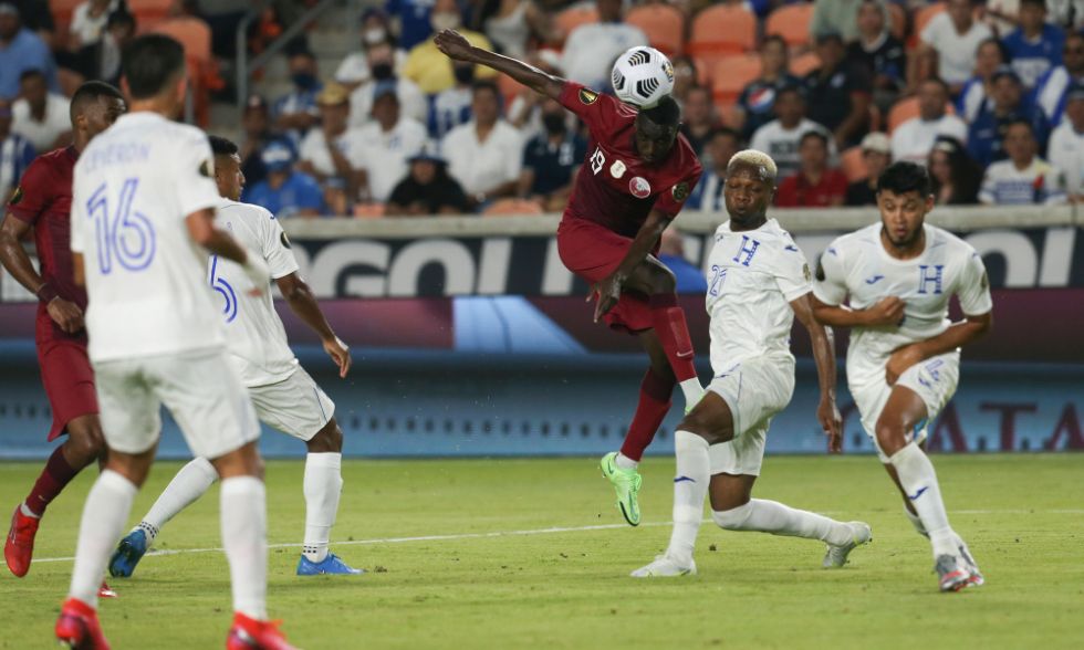 Το Κατάρ στα ημιτελικά του «Χρυσού Κυπέλλου»