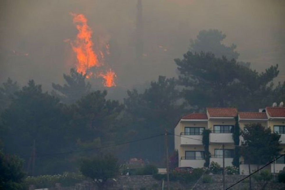 Φωτιά στη Σάμο: Ενεργοποιήθηκε η υπηρεσία Copernicus της ΕΕ