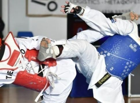 Ήττα για την Τζέλη (vid)