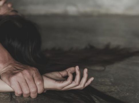 Καταγγελία 18χρονης για βιασμό στον Βόλο – Τι κατέθεσαν φίλες της – Ο ρόλος του διοργανωτή