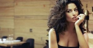 Η Δωροθέα Μερκούρη «γκρέμισε» το Instagram με τη σέξι φωτογραφία της!
