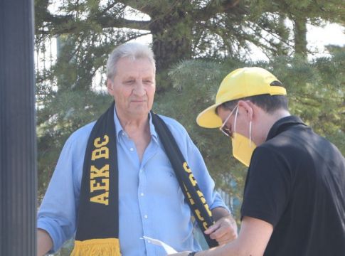 ΑΕΚ – Ο «παππούς» των «Διαρκείας» συγκινεί