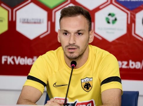 AEK – Δεν τα βρίσκουν Μπακάκης και Γκόρνικ