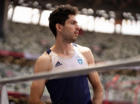 Επική ερώτηση Τεντόγλου: «Τι ώρα είναι η απονομή;» (vid)