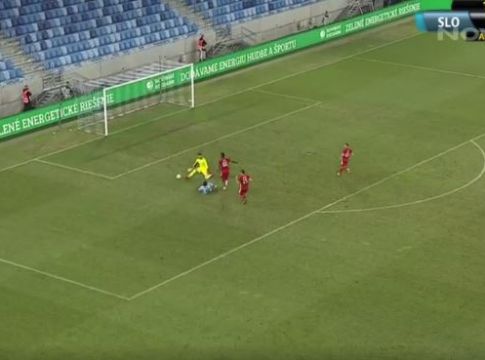 Το δοκάρι της Σλόβαν με τον Χέντι (vid)