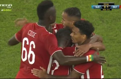 Καρφωτή κεφαλιά Ελ Αραμπί και γκολ για τον Ολυμπιακό (vid)